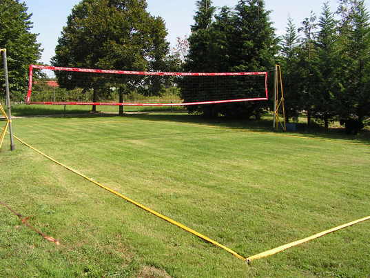 Strutture sportive - Campo da tennis